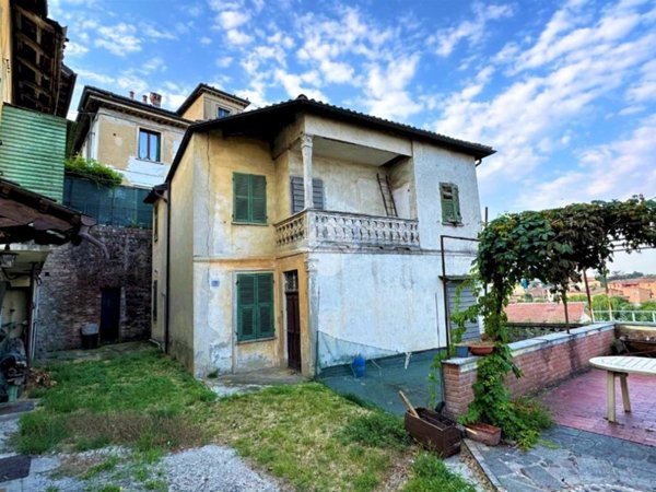 casa indipendente in vendita a Villalvernia