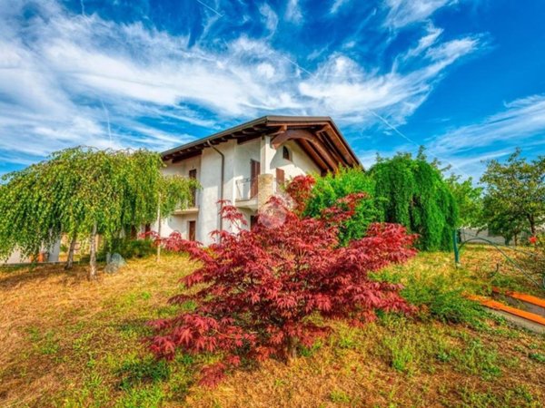 casa indipendente in vendita a Villalvernia