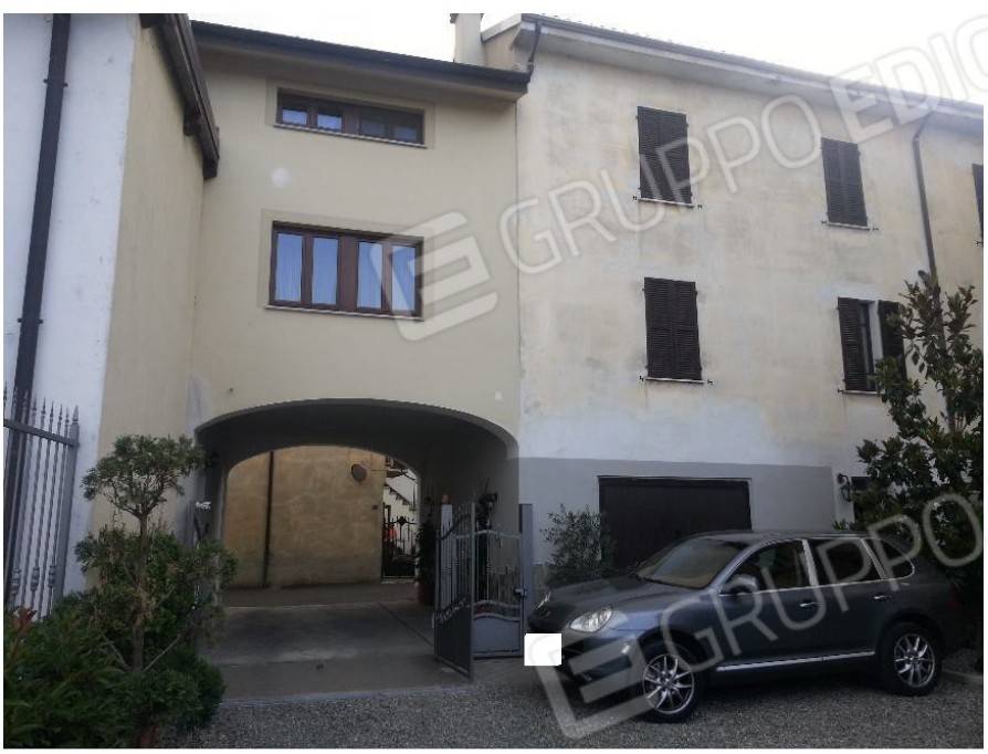 casa indipendente in vendita a Villalvernia