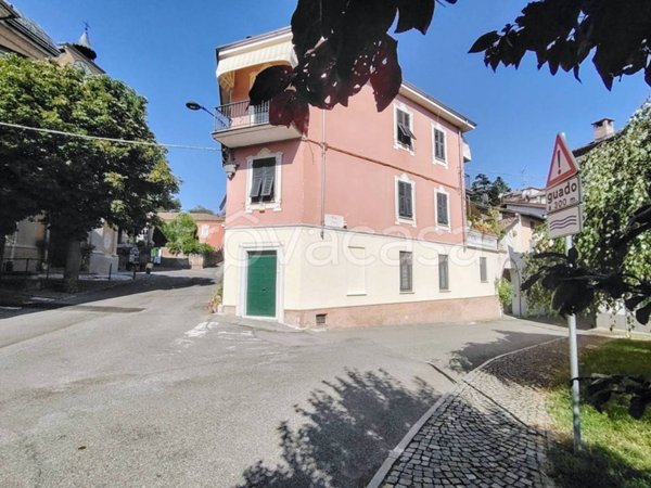 casa indipendente in vendita a Villalvernia