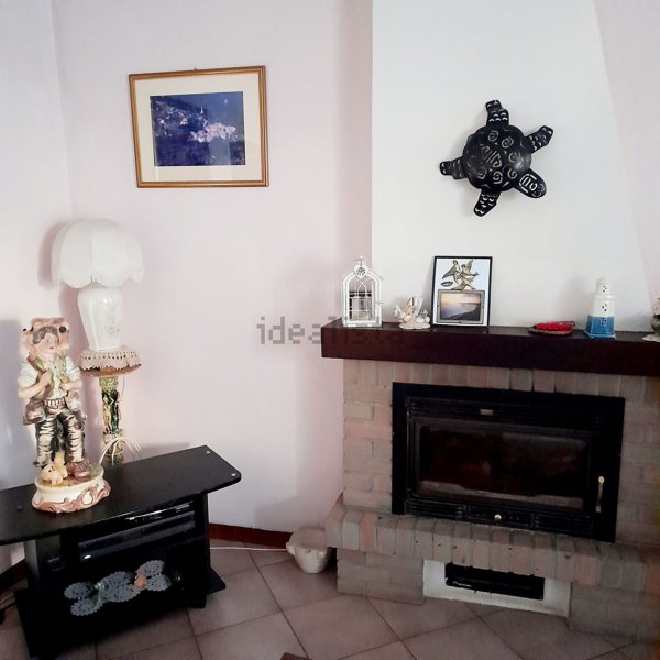 casa indipendente in vendita a Villalvernia