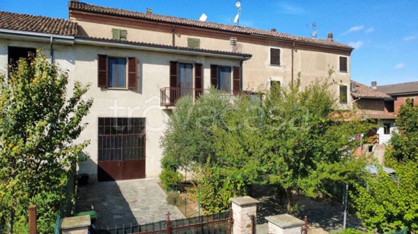 casa indipendente in vendita a Villalvernia