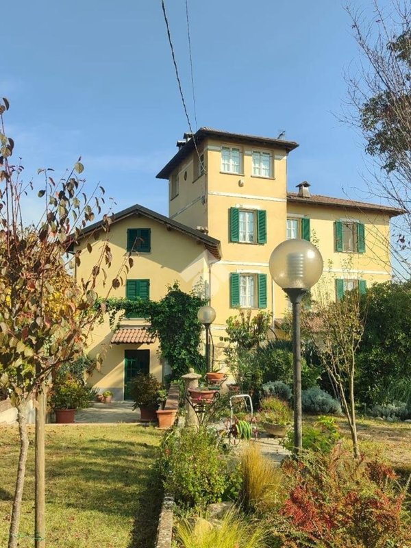 casa indipendente in vendita a Villalvernia