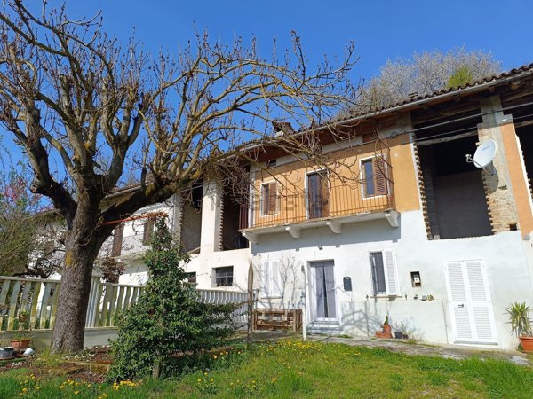 casa indipendente in vendita a Villamiroglio
