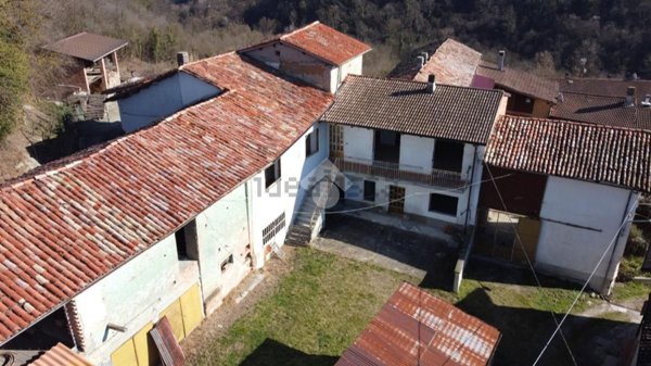 casa indipendente in vendita a Villamiroglio