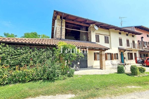 casa indipendente in vendita a Villamiroglio