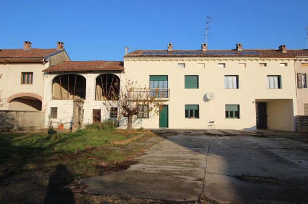 casa indipendente in vendita a Villanova Monferrato