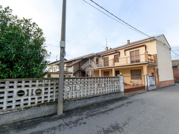 casa indipendente in vendita a Villanova Monferrato