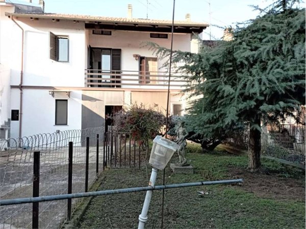 casa indipendente in vendita a Villanova Monferrato