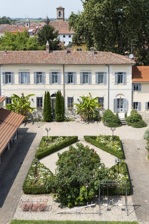 casale in vendita a Villanova Monferrato