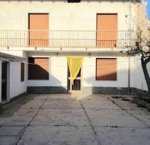 casa indipendente in vendita a Villanova Monferrato