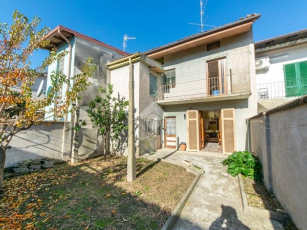 casa semindipendente in vendita a Villanova Monferrato