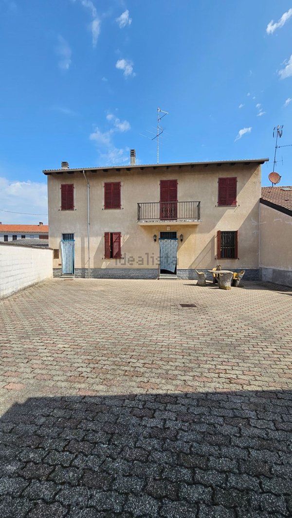 casa indipendente in vendita a Villanova Monferrato