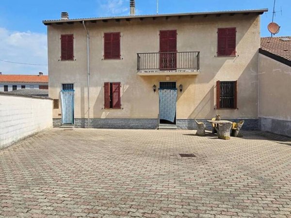 casa indipendente in vendita a Villanova Monferrato