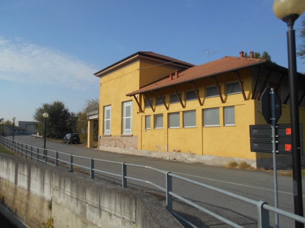 negozio in vendita a Villanova Monferrato