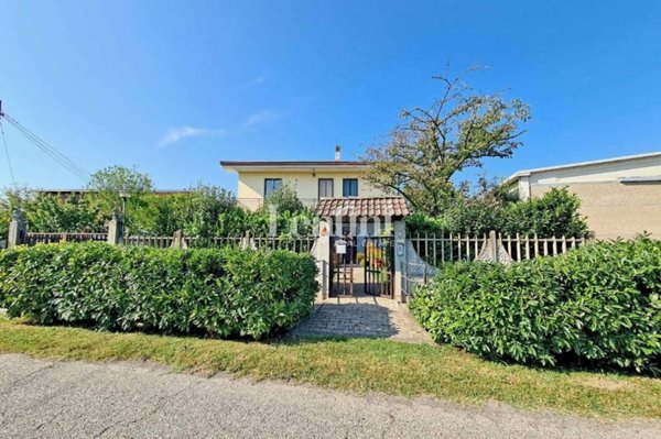 casa indipendente in vendita a Villanova Monferrato