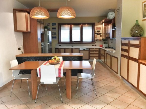 casa indipendente in vendita a Villanova Monferrato