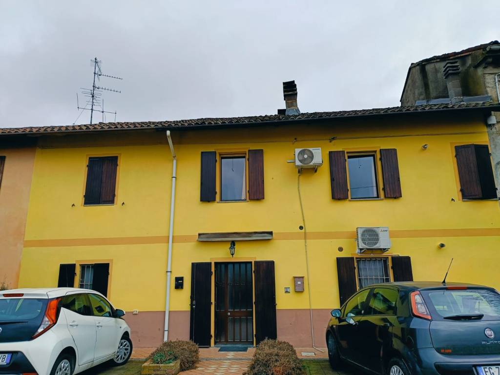 casa indipendente in vendita a Villanova Monferrato