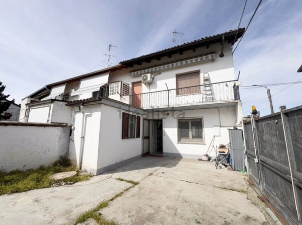 casa indipendente in vendita a Villanova Monferrato
