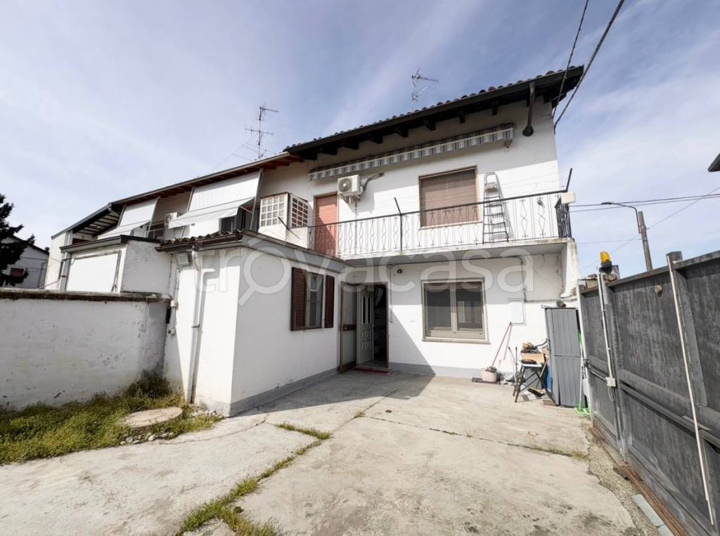 casa indipendente in vendita a Villanova Monferrato