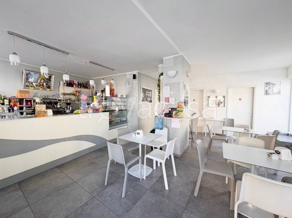 negozio in vendita a Villanova Monferrato