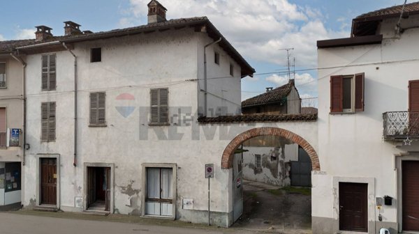 casa indipendente in vendita a Villanova Monferrato