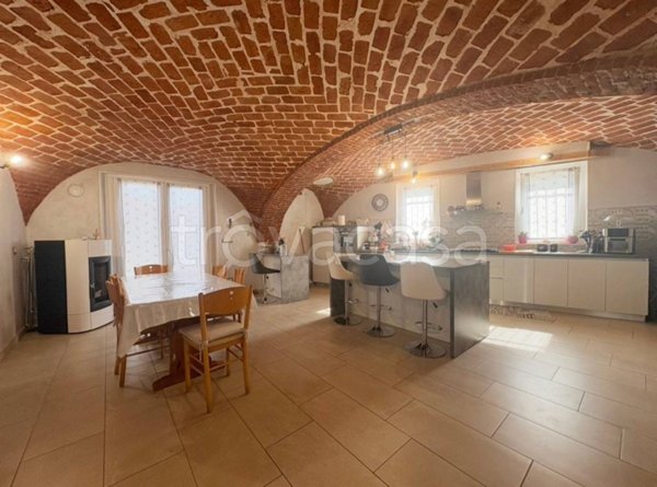 casa indipendente in vendita a Villanova Monferrato