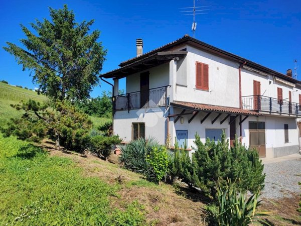 casa indipendente in vendita a Villaromagnano