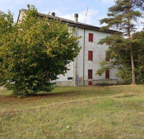 casa indipendente in vendita a Villaromagnano
