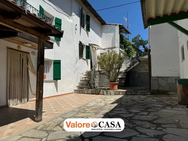 casa indipendente in vendita a Visone