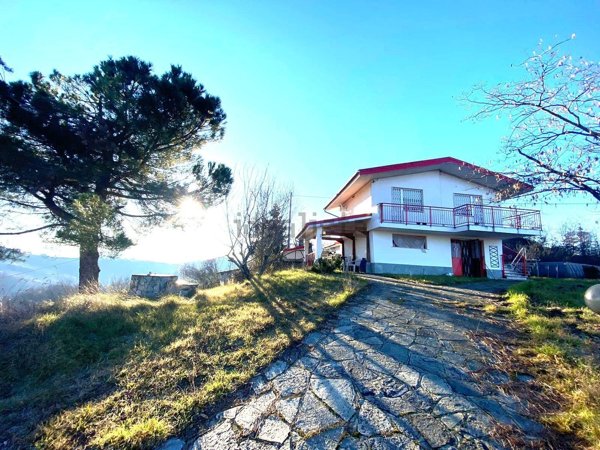 casa indipendente in vendita a Visone