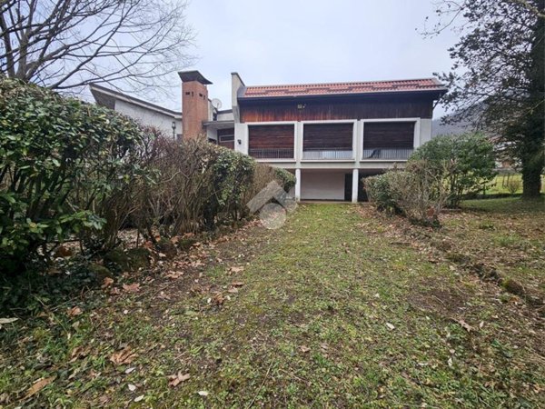 casa indipendente in vendita a Visone