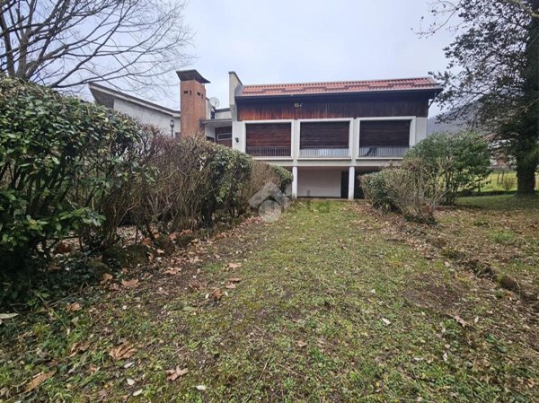 casa indipendente in vendita a Visone