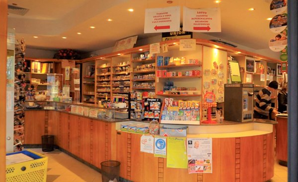 negozio in vendita a Bellaria-Igea Marina in zona Bellaria