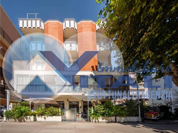 negozio in vendita a Bellaria-Igea Marina