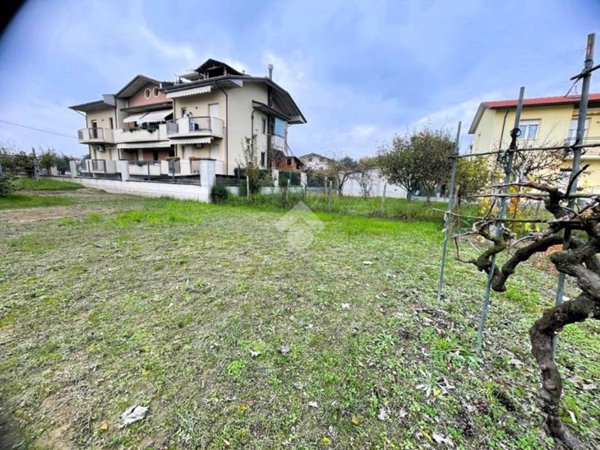 terreno edificabile in vendita a Bellaria-Igea Marina