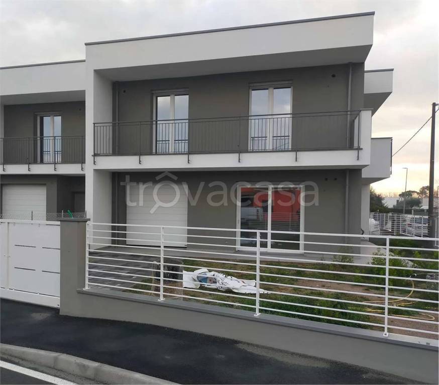 casa indipendente in vendita a Bellaria-Igea Marina in zona Igea Marina