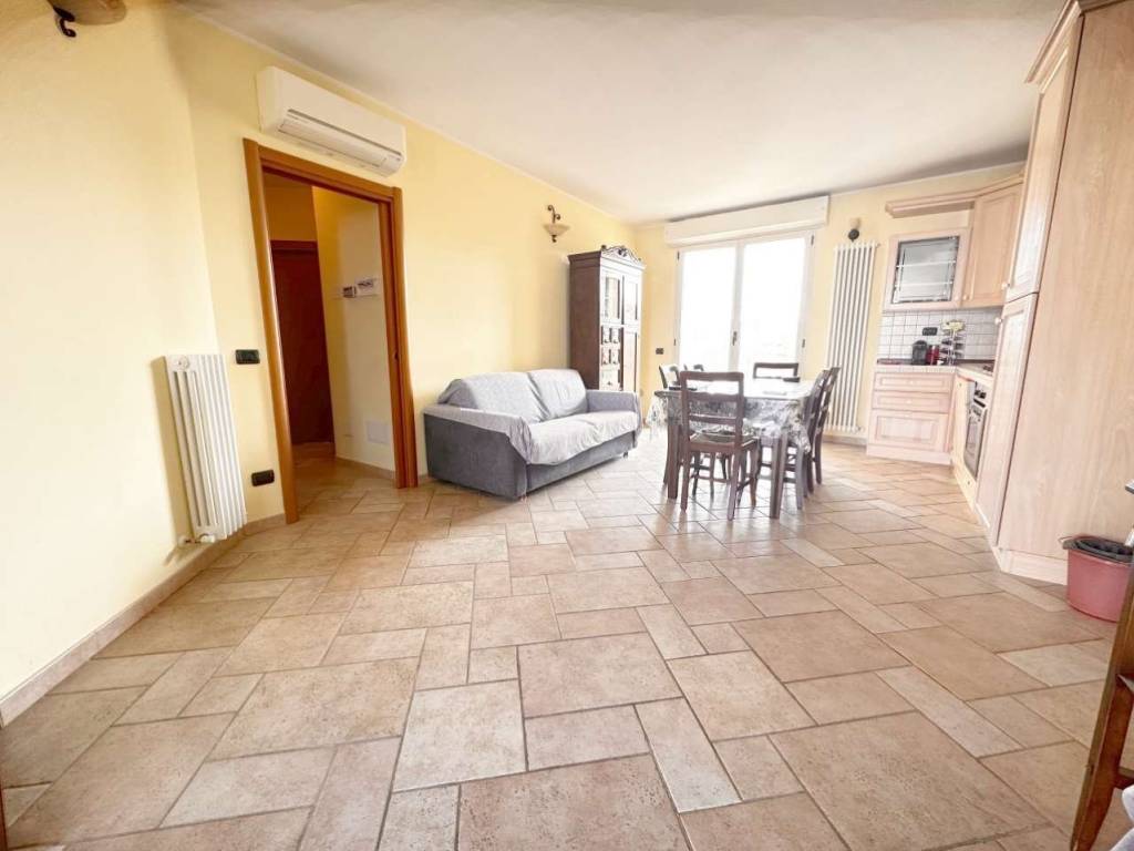 appartamento in vendita a Bellaria-Igea Marina in zona Igea Marina