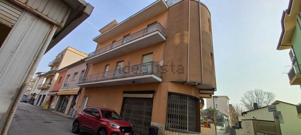 casa indipendente in vendita a Bellaria-Igea Marina in zona Bellaria