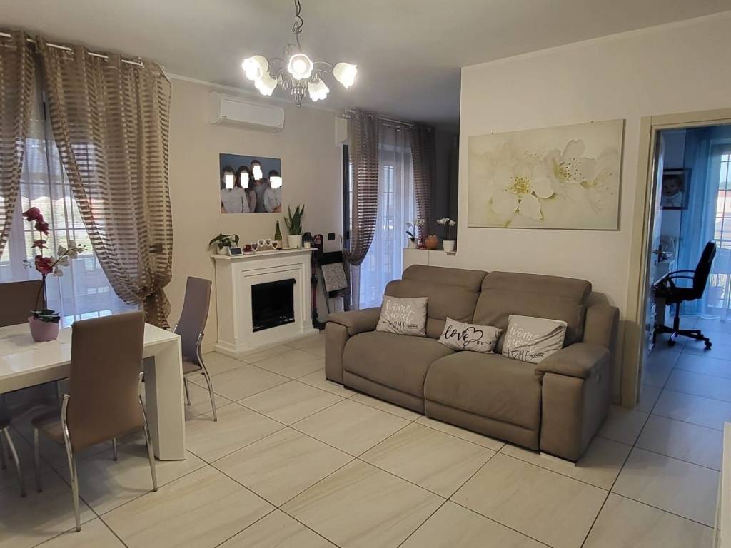appartamento in vendita a Bellaria-Igea Marina in zona Igea Marina