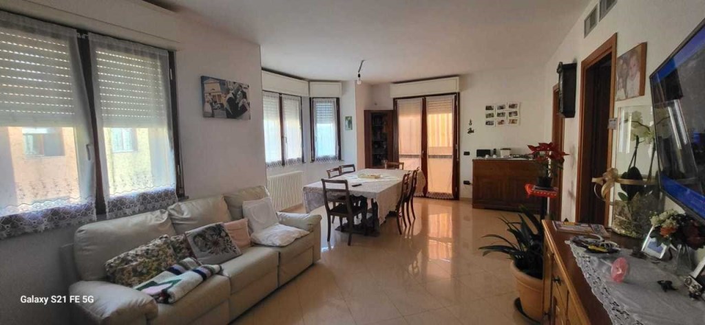 appartamento in vendita a Bellaria-Igea Marina in zona Igea Marina