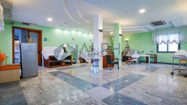 negozio in vendita a Bellaria-Igea Marina in zona Bellaria