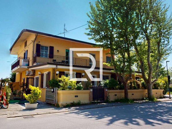 appartamento in vendita a Bellaria-Igea Marina in zona Igea Marina