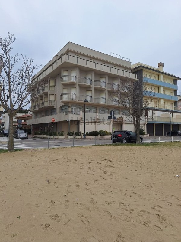 appartamento in vendita a Bellaria-Igea Marina in zona Igea Marina