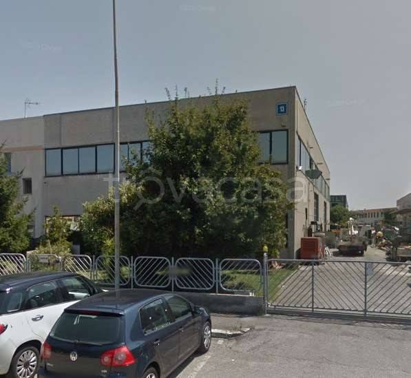 negozio in vendita a Bellaria-Igea Marina in zona Igea Marina