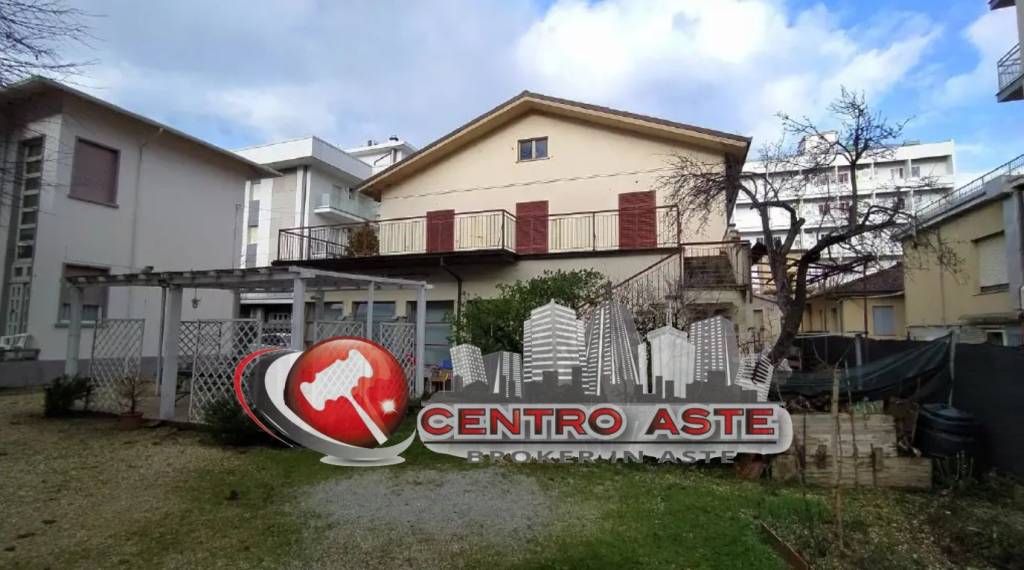 casa indipendente in vendita a Bellaria-Igea Marina in zona Igea Marina