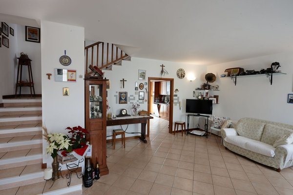 casa indipendente in vendita a Bellaria-Igea Marina in zona Igea Marina