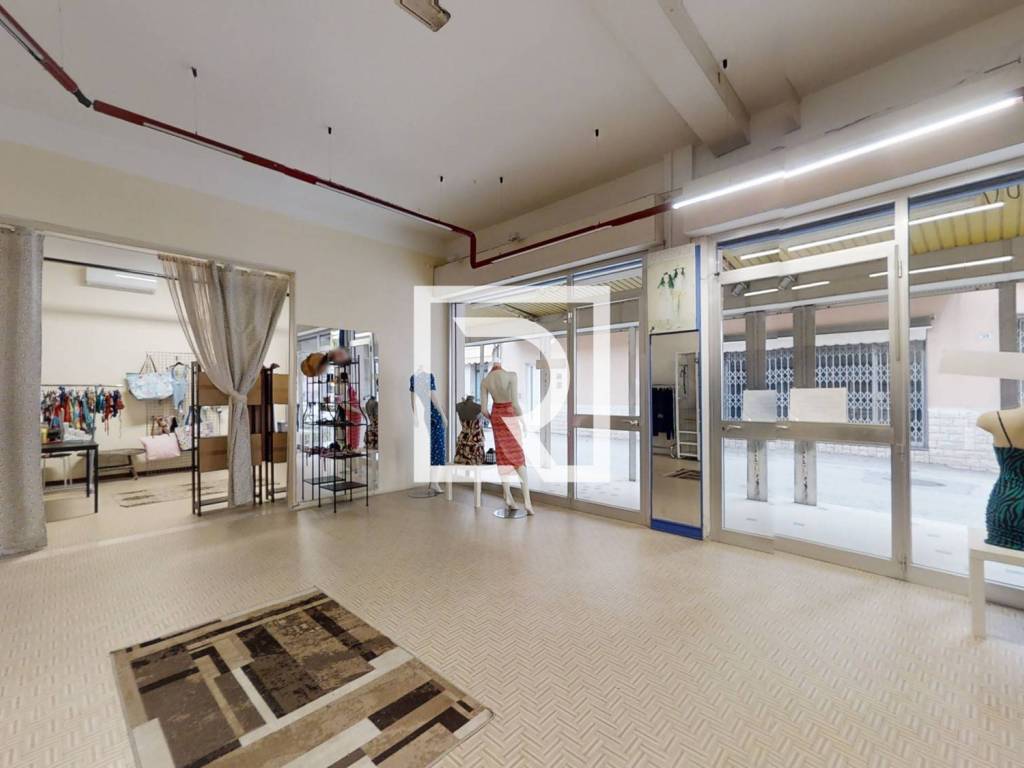 negozio in vendita a Bellaria-Igea Marina
