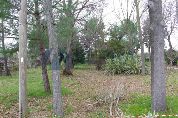 terreno edificabile in vendita a Bellaria-Igea Marina in zona Igea Marina