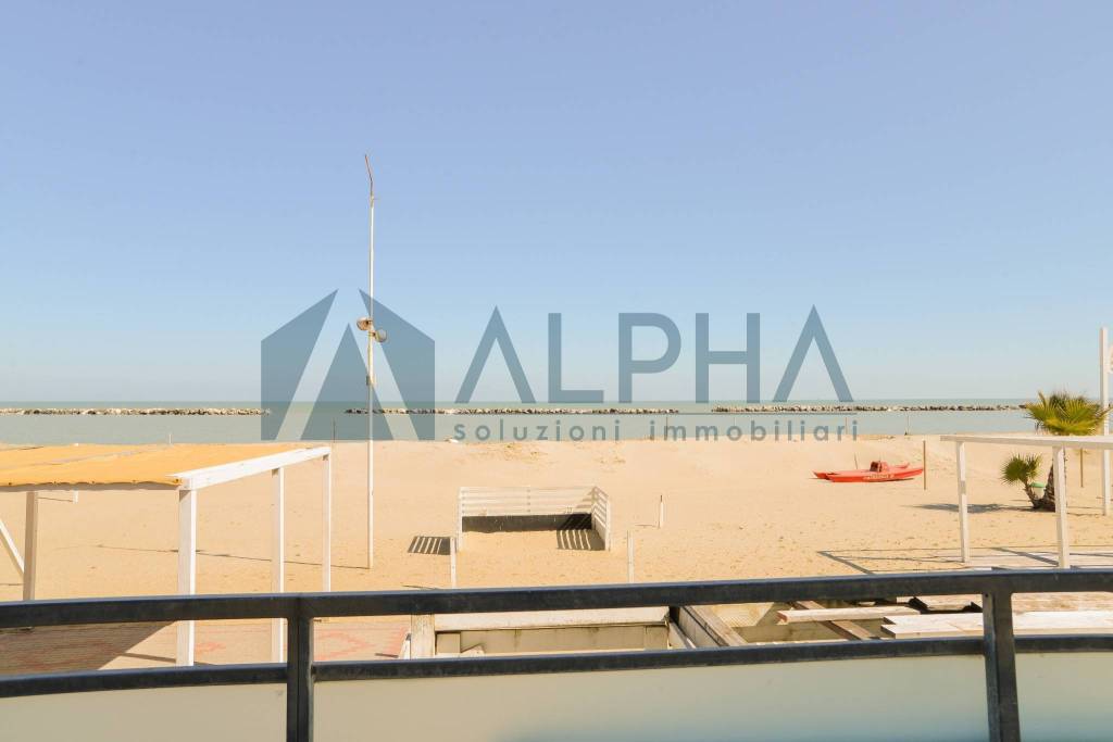 appartamento in vendita a Bellaria-Igea Marina in zona Igea Marina